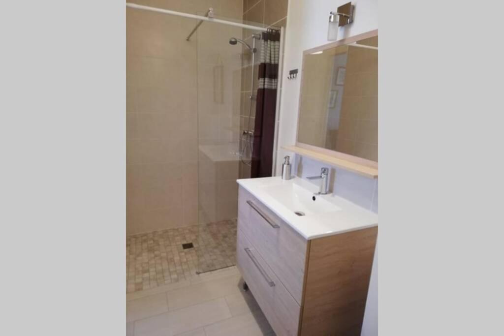 דירות לה רושל 33 Ter Bon Pied A Terre מראה חיצוני תמונה